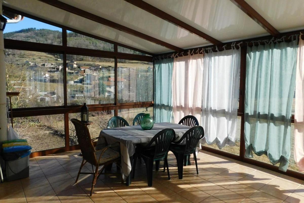 Gite Le Gravier En Haut De Villa Proche De La Dolce Via Arcens Exterior foto